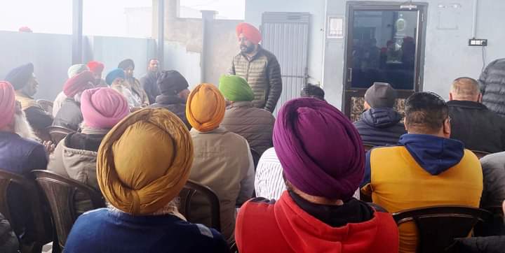 Chairman Balbir Singh Pannu held an important meeting with Sarpanchs of Block Fatehgarh Churian regarding development works of villages
